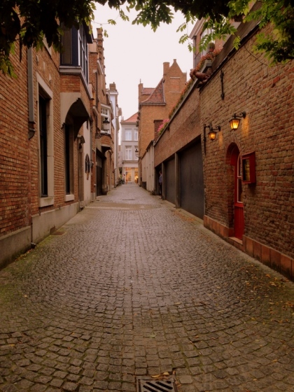 Narrow alleys of Brugge